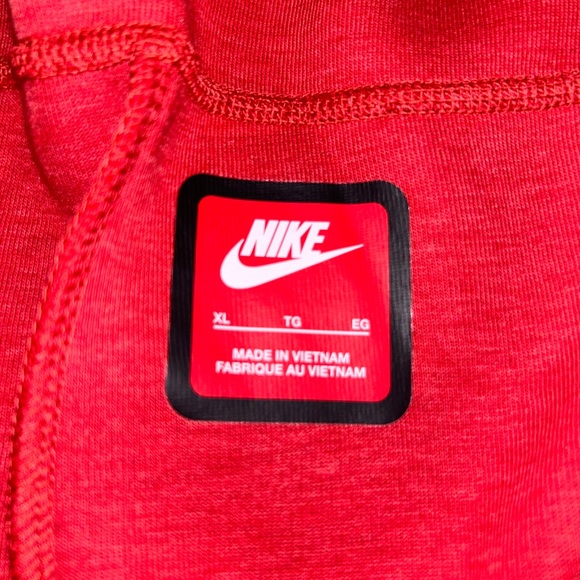 Brand New Nike Tech Joggers 👖 - Picture 3 of 8
